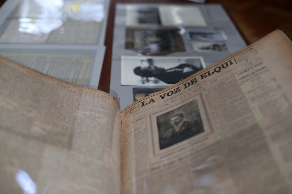 Conmemoración Gabriela Mistral. 