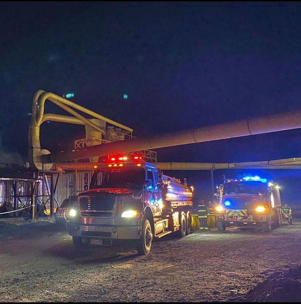 Incendio afecta bodega de empresa Venturelli en Lautaro 2
