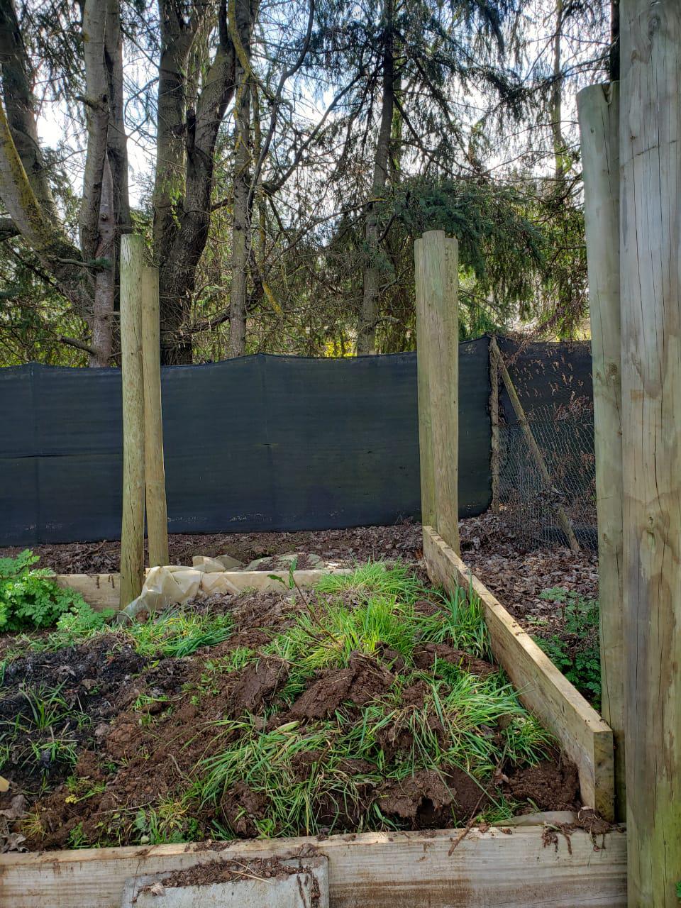 Composteras en el campo 2