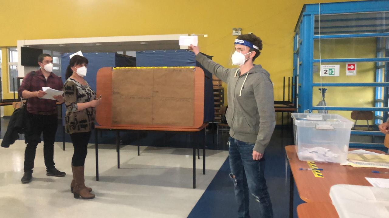 Voto por el Apruebo Liceo Pablo Neruda