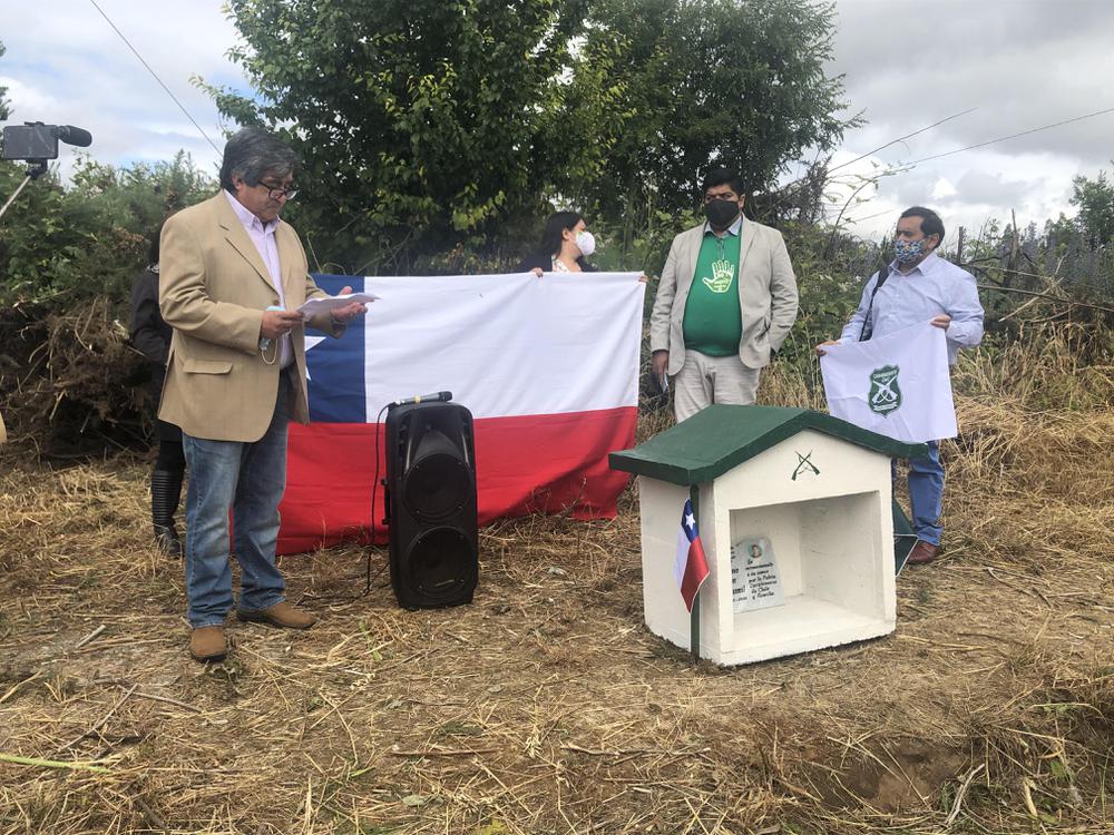 Gruta en memoria del mártir 1.221. 