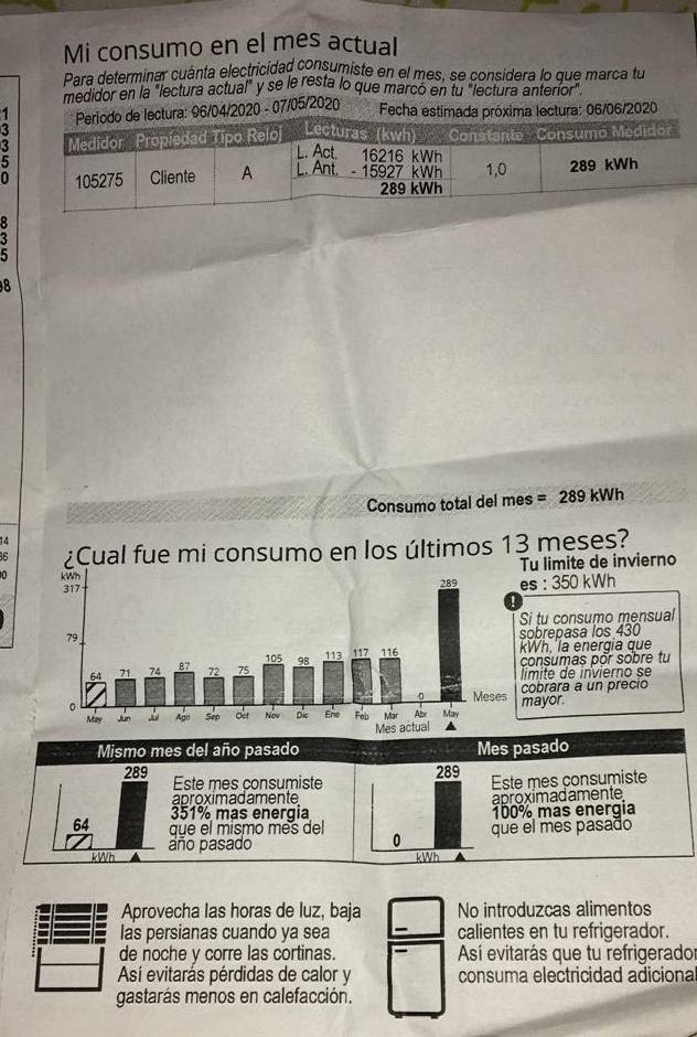 Boleta con cobro de electricidad.