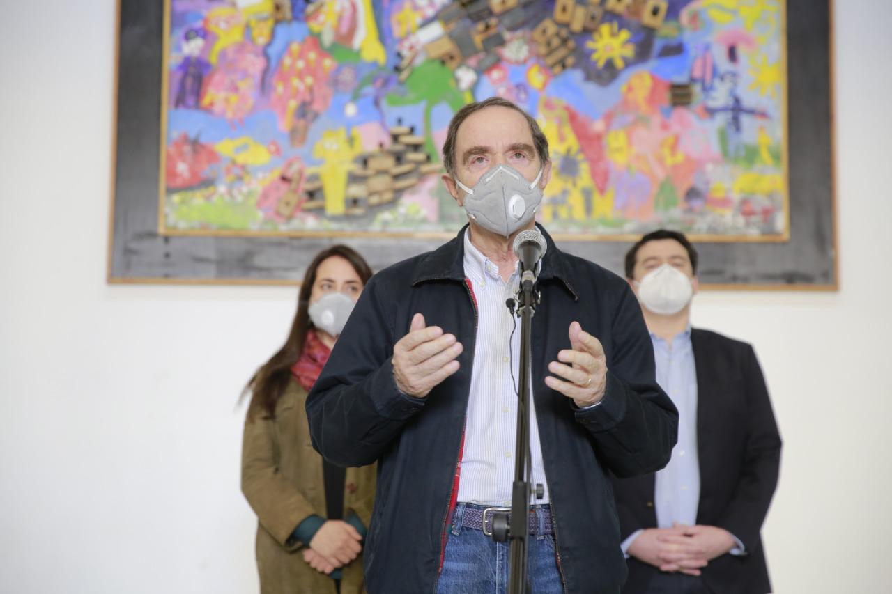 Hernan Larrain por machi Celestino CoĚrdova