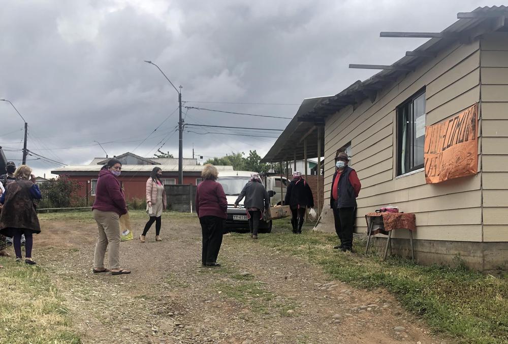 Olla común en Padre Las Casas. Olla común en Padre Las Casas.