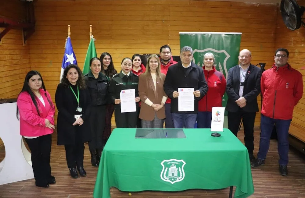 Padre las casas y Gendarmería de Chile