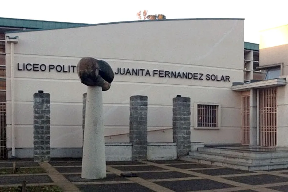 Liceo Juanita Fernancez - alumno acuchillado
