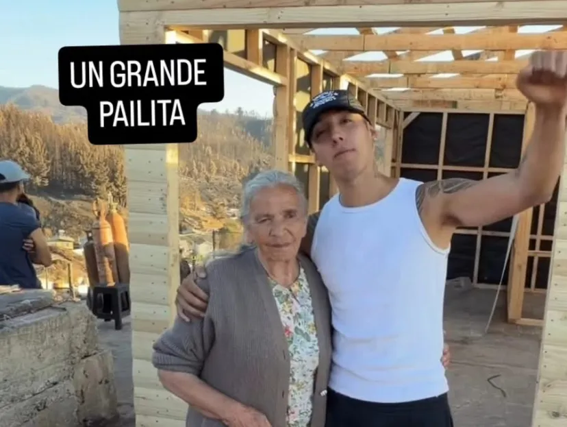 Pailita ayudando con casas para damnificados por incendios