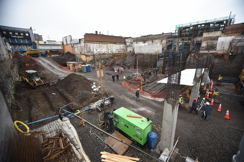 Construcción en Mercado Municipal de Temuco.