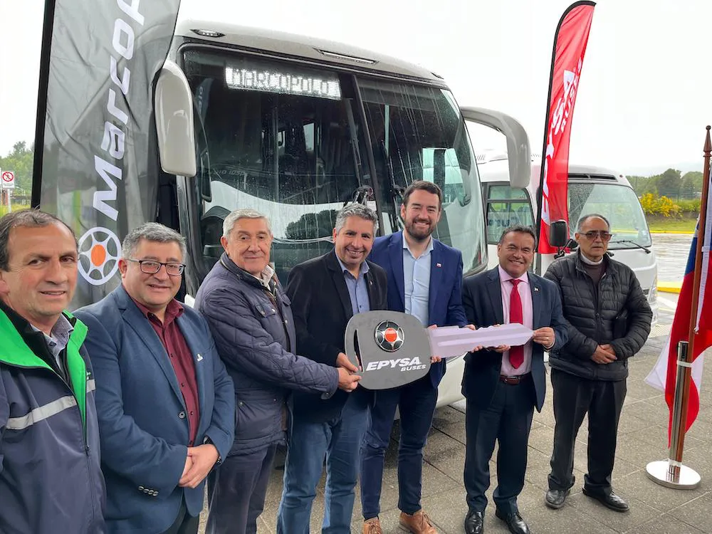 Gobernador Luciano Rivas buses