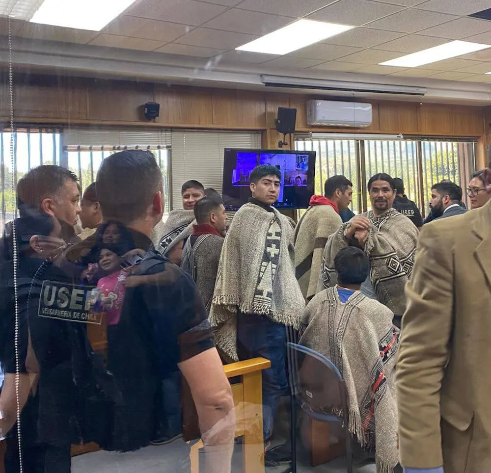 Presos mapuche de Angol en juicio oral