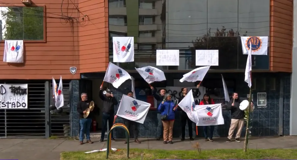 funcionarios de INJUV