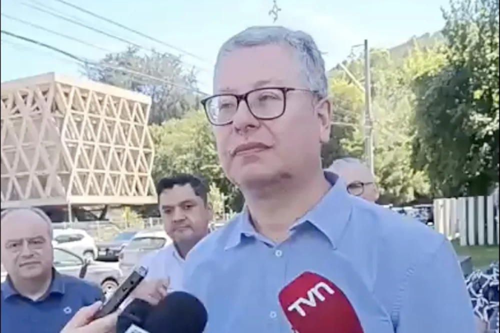 Alcalde Roberto Neira sobre gobernador Rene Saffirio y el Mercado Municipal de Temuco