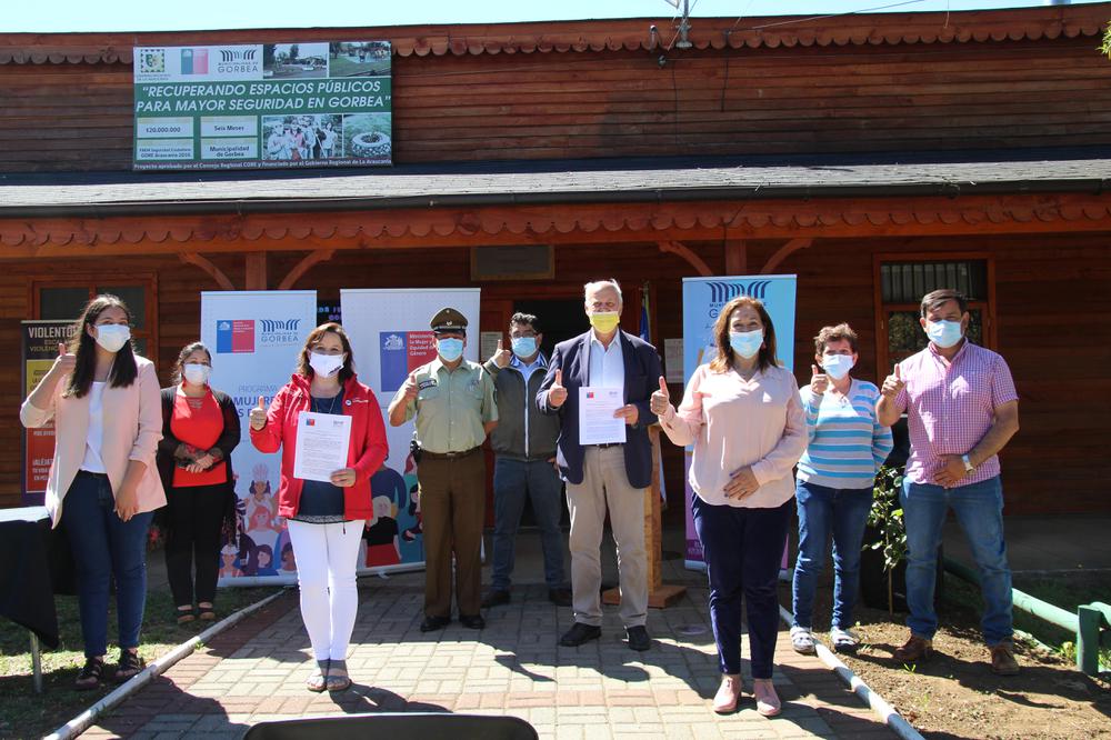 Convenio Municipio de Gorbea y seremi de la Mujer.