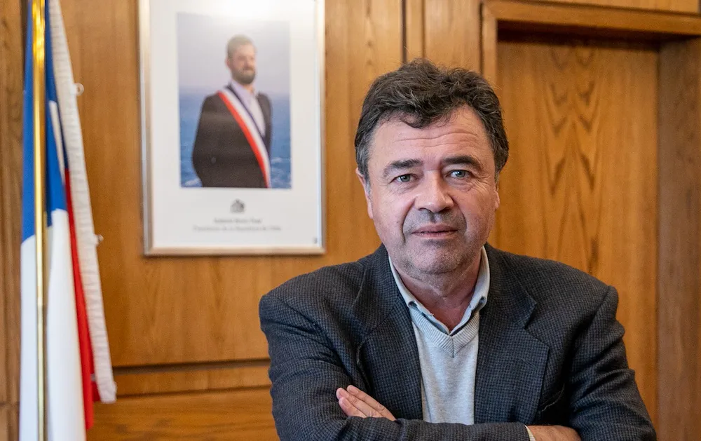 Ministro Juan Esteban Valenzuela