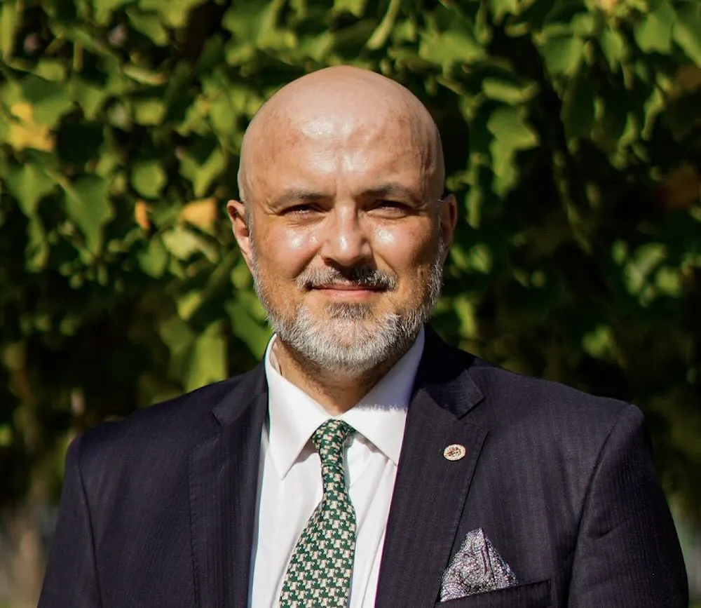 Dr. Abogado Gustavo Balmaceda Hoyos