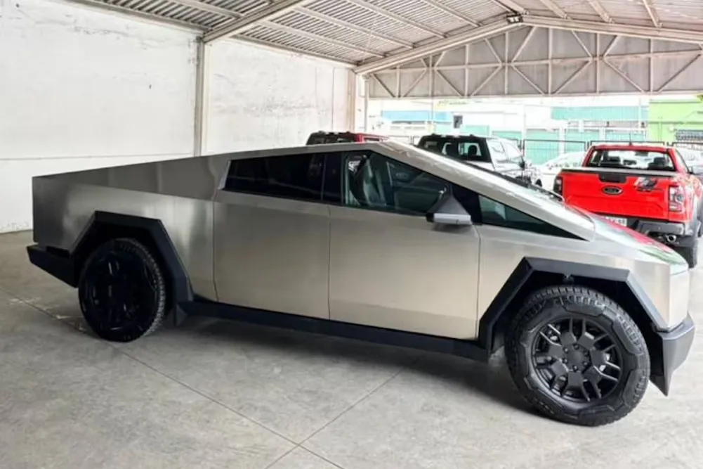 Camioneta Tesla en Temuco