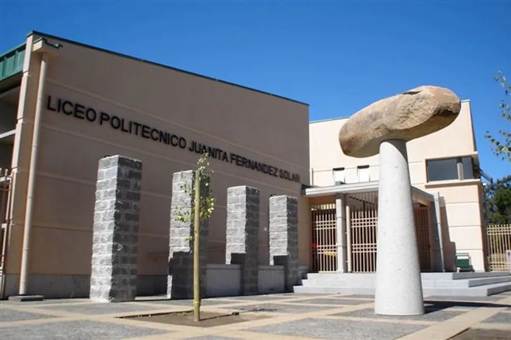 Liceo Juanita Fernandez de Angol