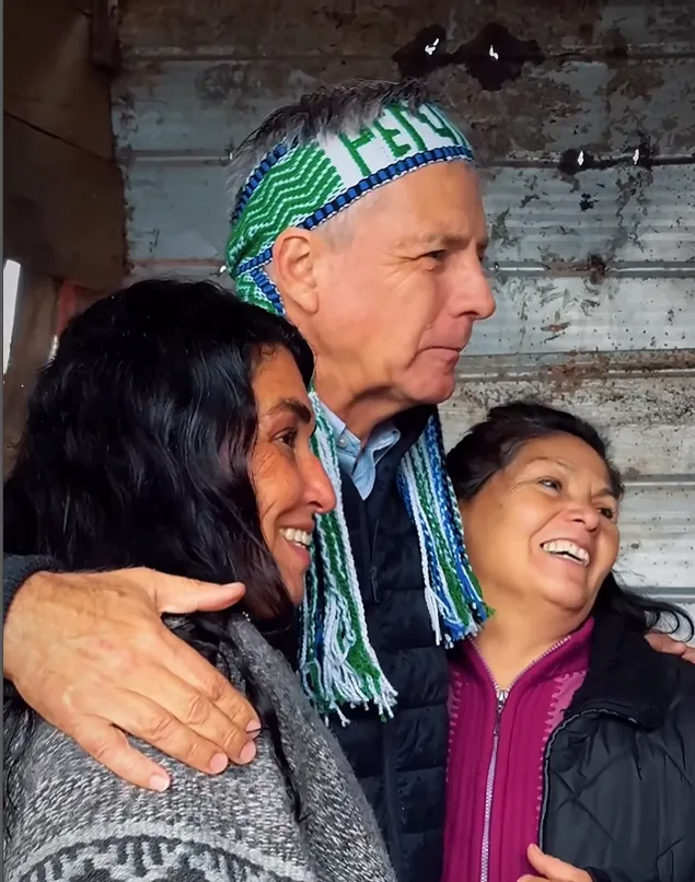 Harold Mayne-Nicholls celebra el We Tripantu en Saavedra