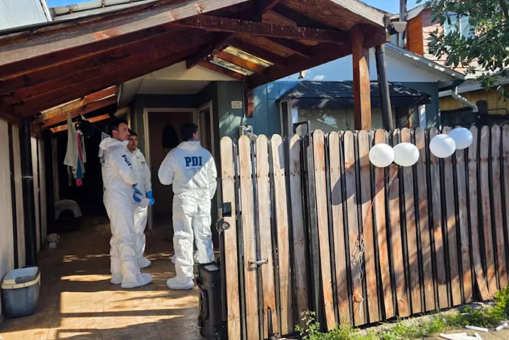 PDI en domicilio de Villarrica donde ocurrio dobre asesinato