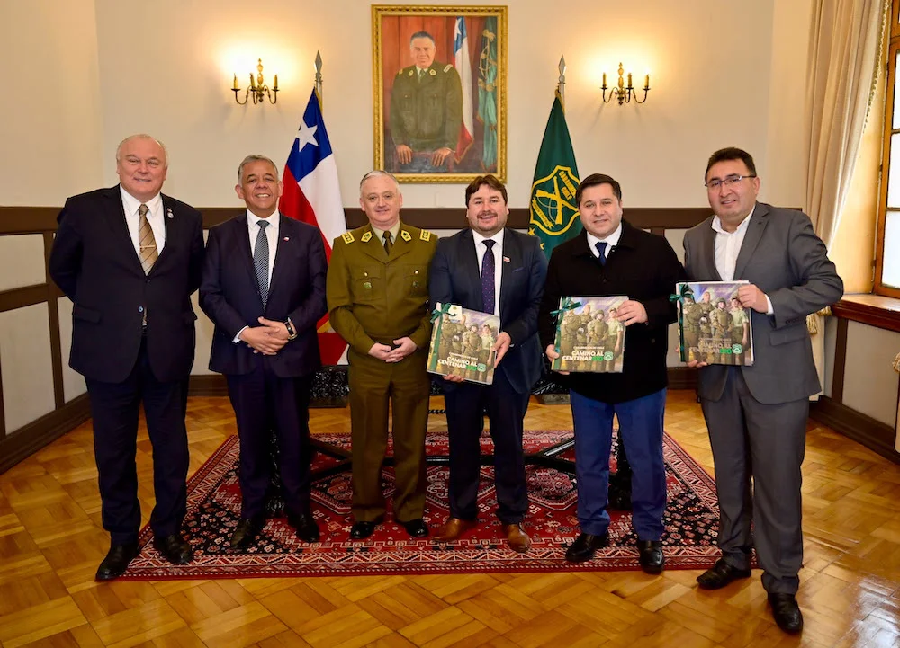 reunión con General Director de Carabineros junto a alcaldes de La Araucanía