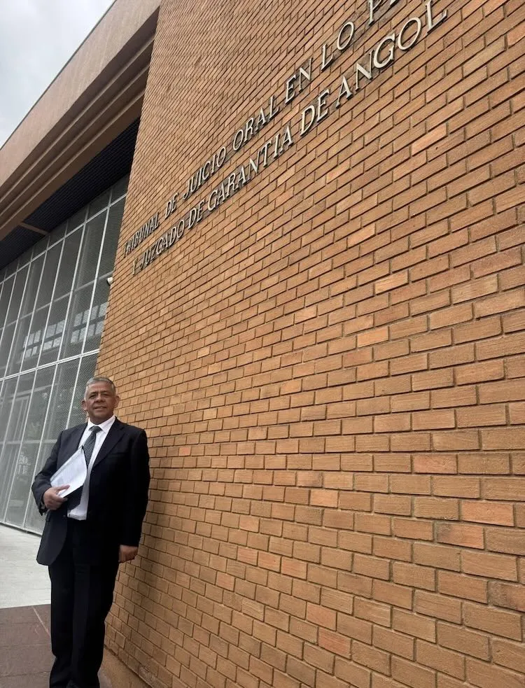 Alcalde Manuel Macaya en tribunal de Garantia de Angol