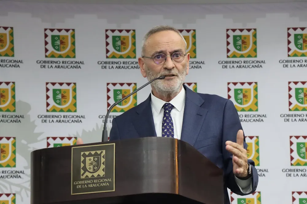 Gobernador regional Rene Saffirio Espinoza