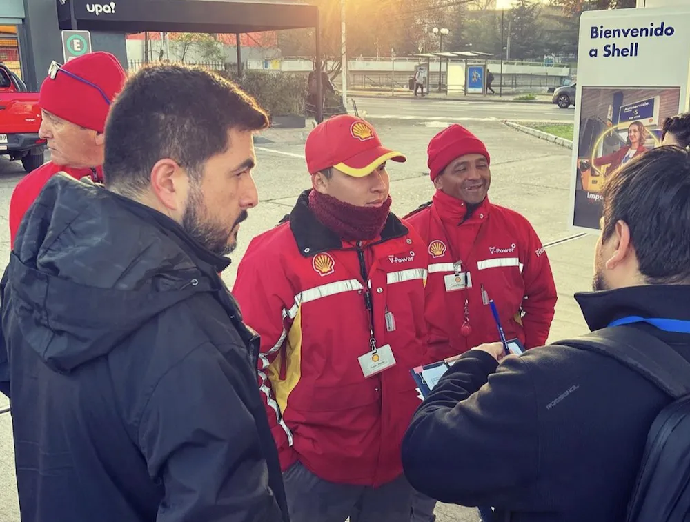 Direccion del Trabajo con bomberos Shell