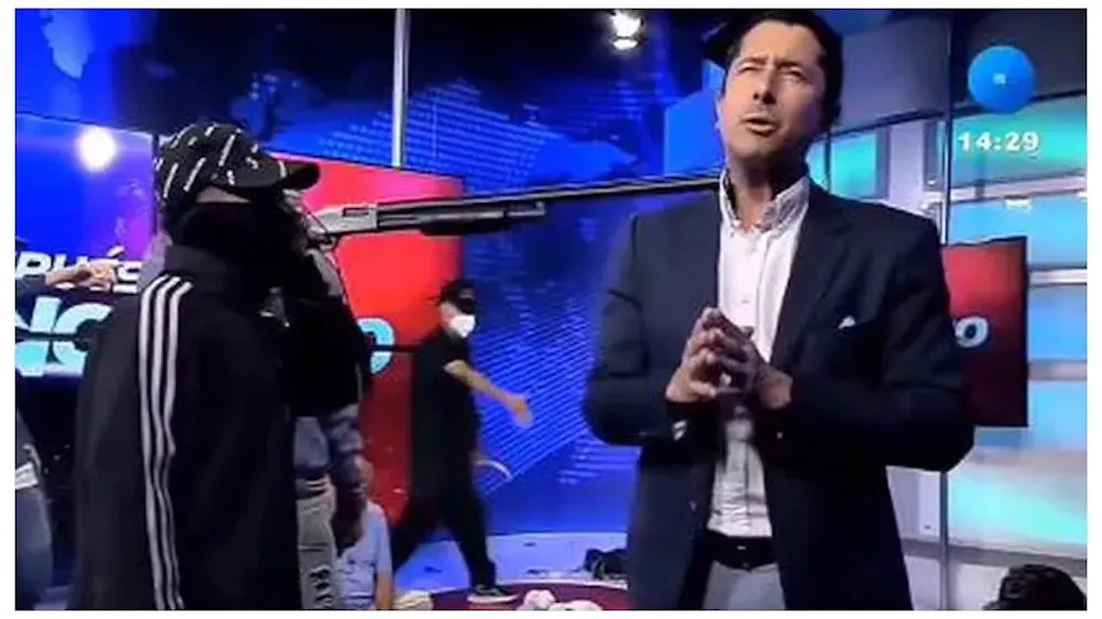 Periodista amenazado en toma de canal en Ecuador - SIP copia