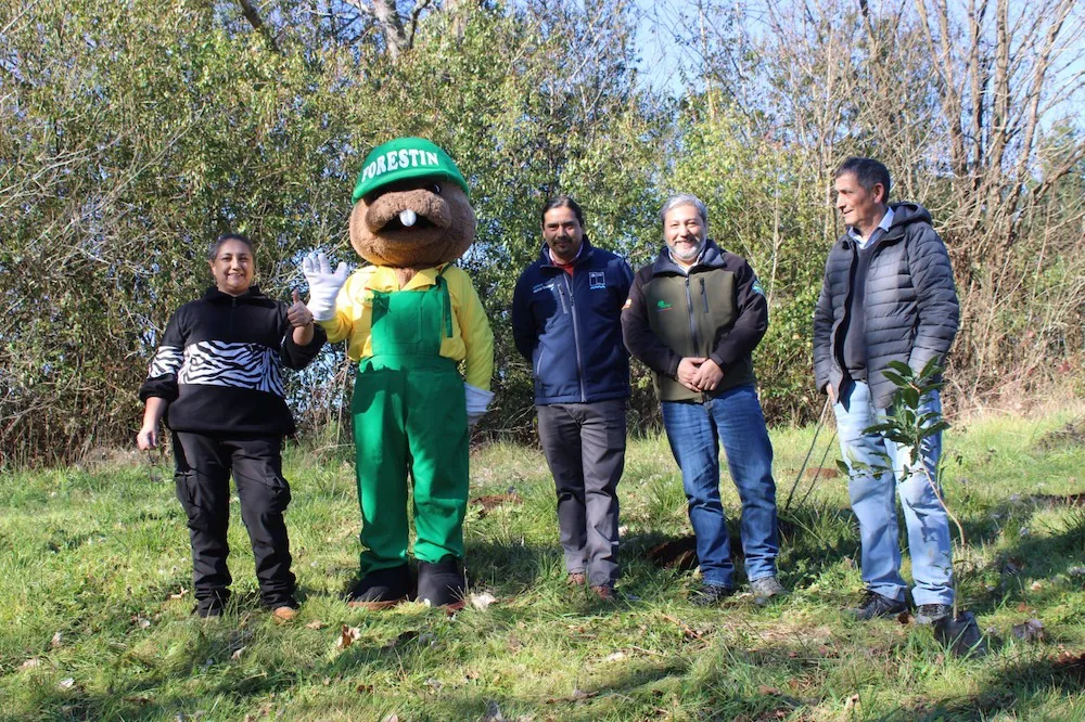 Plantacion-arboles-meliferos-004