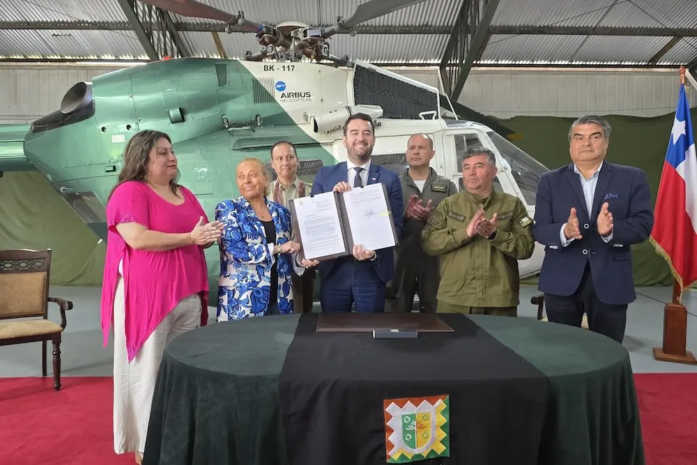 15 mil millones para helicopero de Carabineros