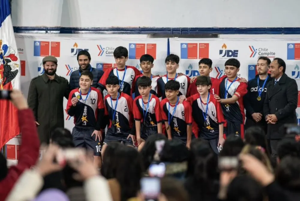 Presidente Boric en premiacion fultsal 2024