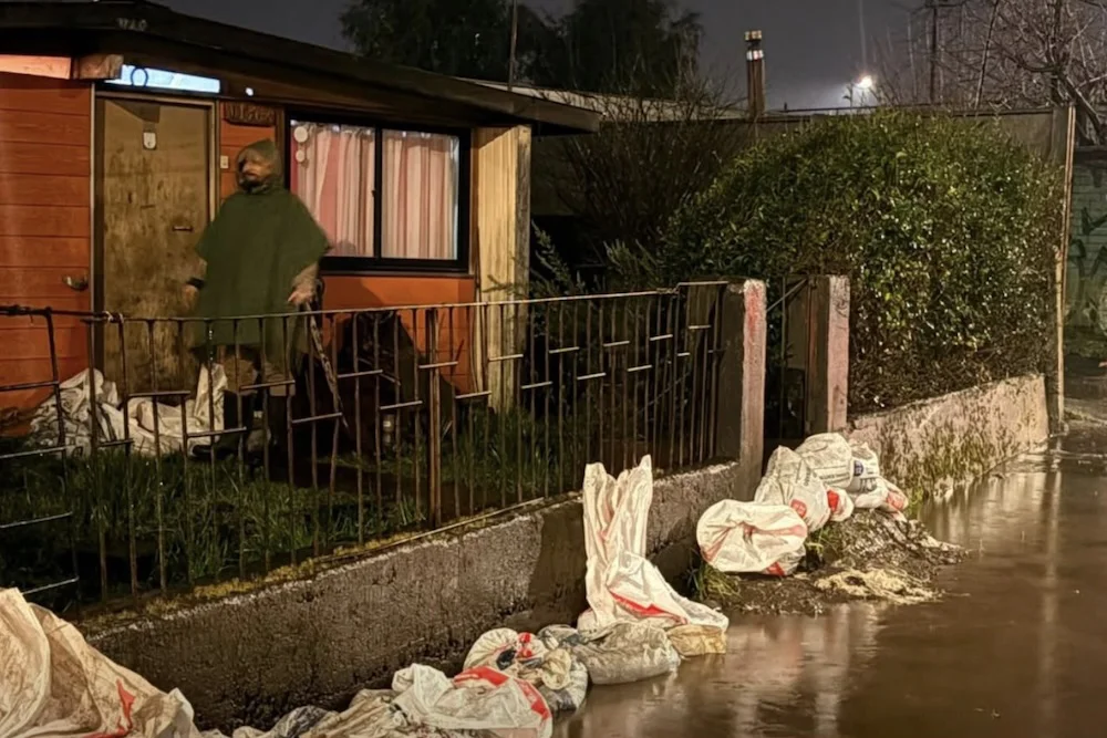 Vecinos de requieren ayuda por temporal