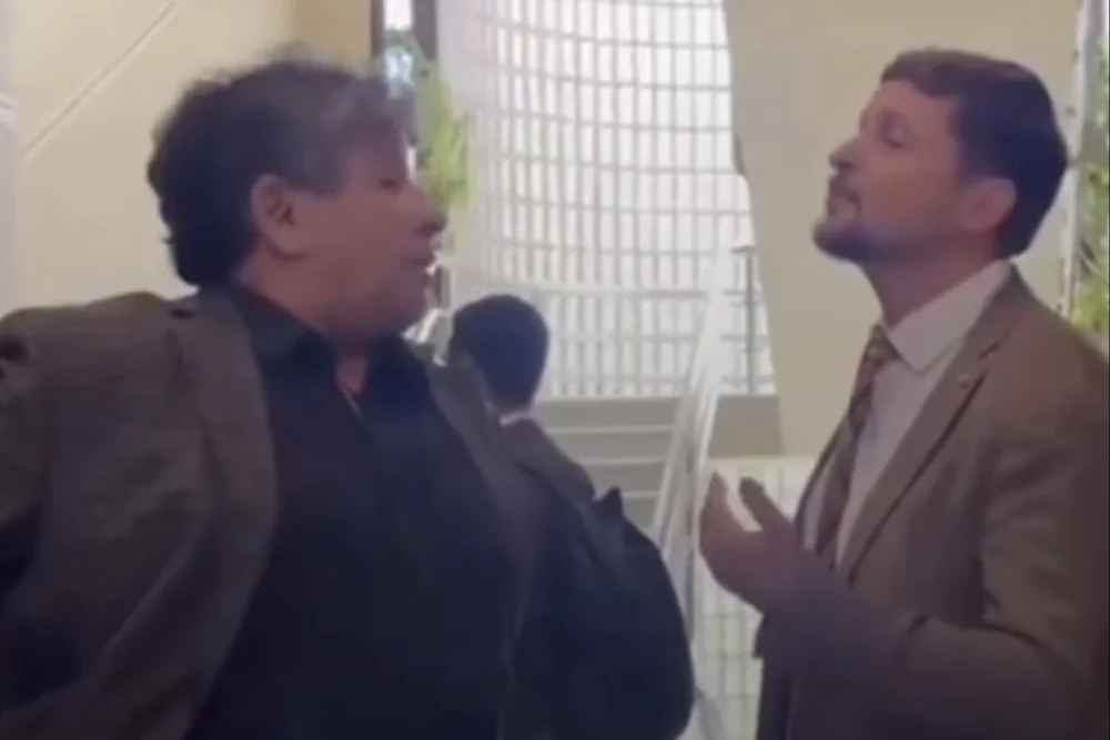 Diputado Schubert es encarado por Rene Alinco por viaje a Turquia