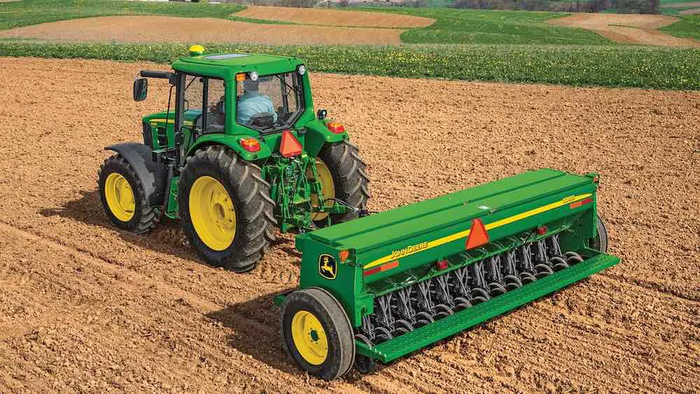 Siembra de trigo - fotografia referencial