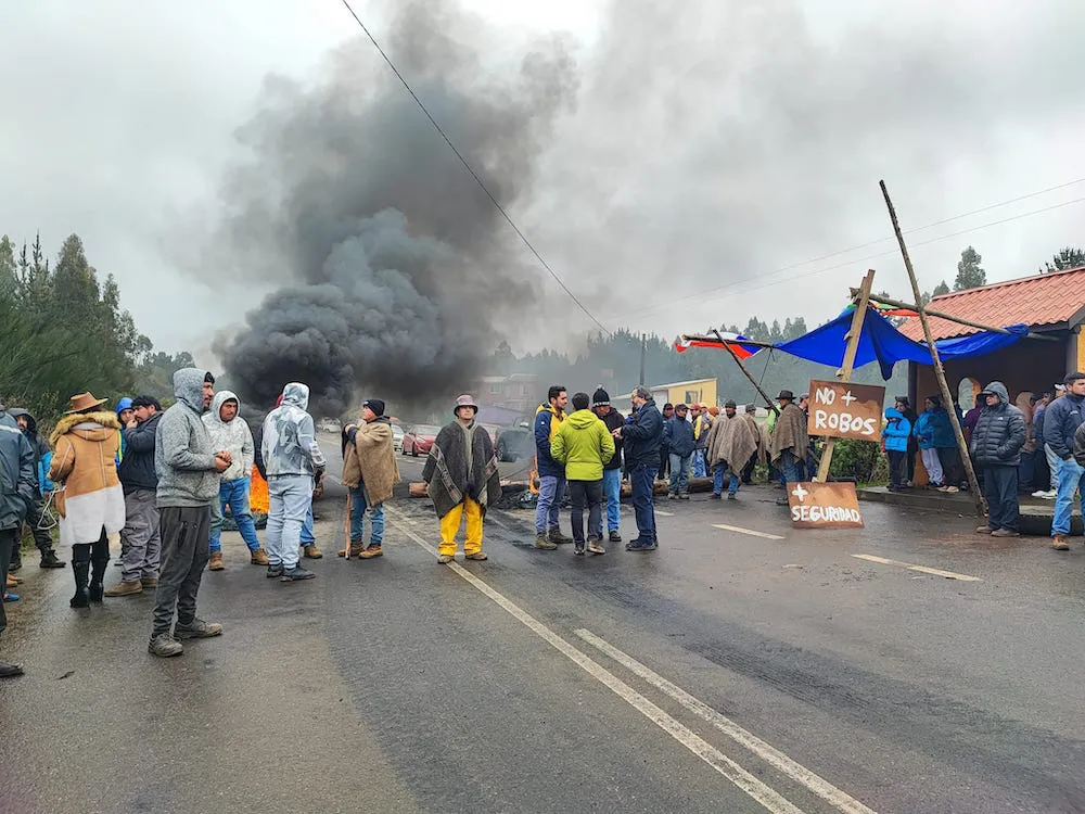 Bloqueo ruta Tranapuente - Tirua