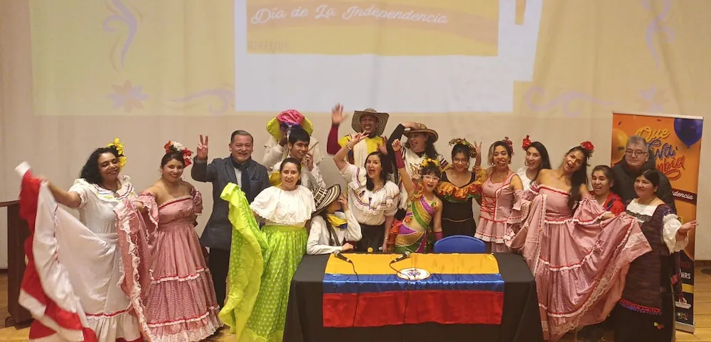 Agrupacion Colombianos por Siempre