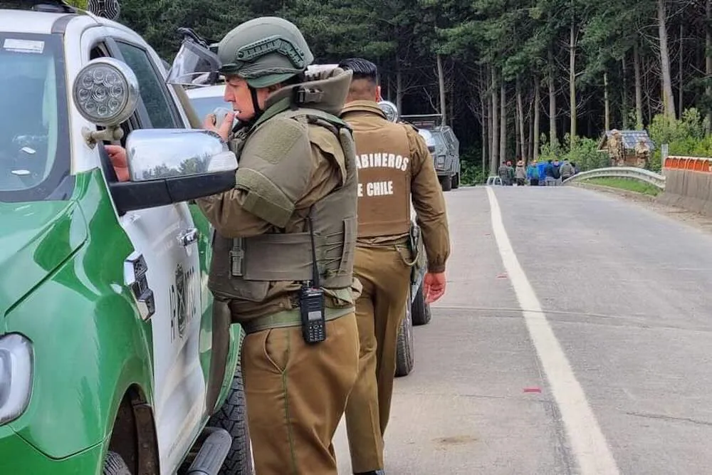 Carabineros en procedimiento