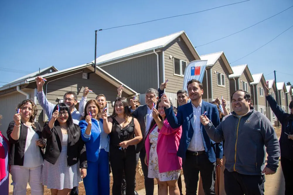MINVU inaugura nuevas viviendas