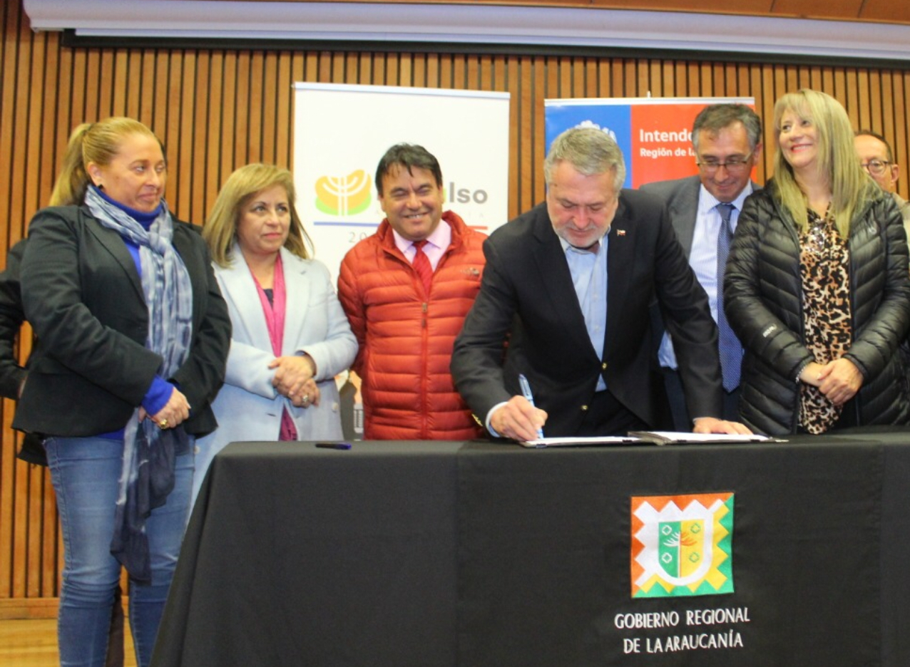 Firma mensaje Gobierno Regional