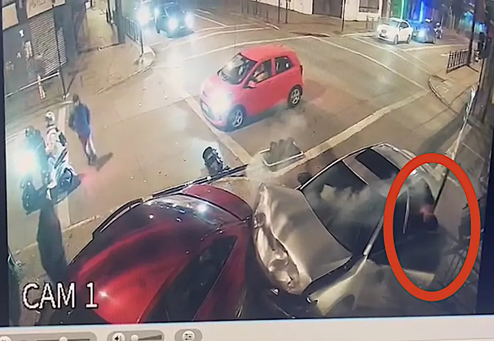 Conductor huye de choque en Temuco