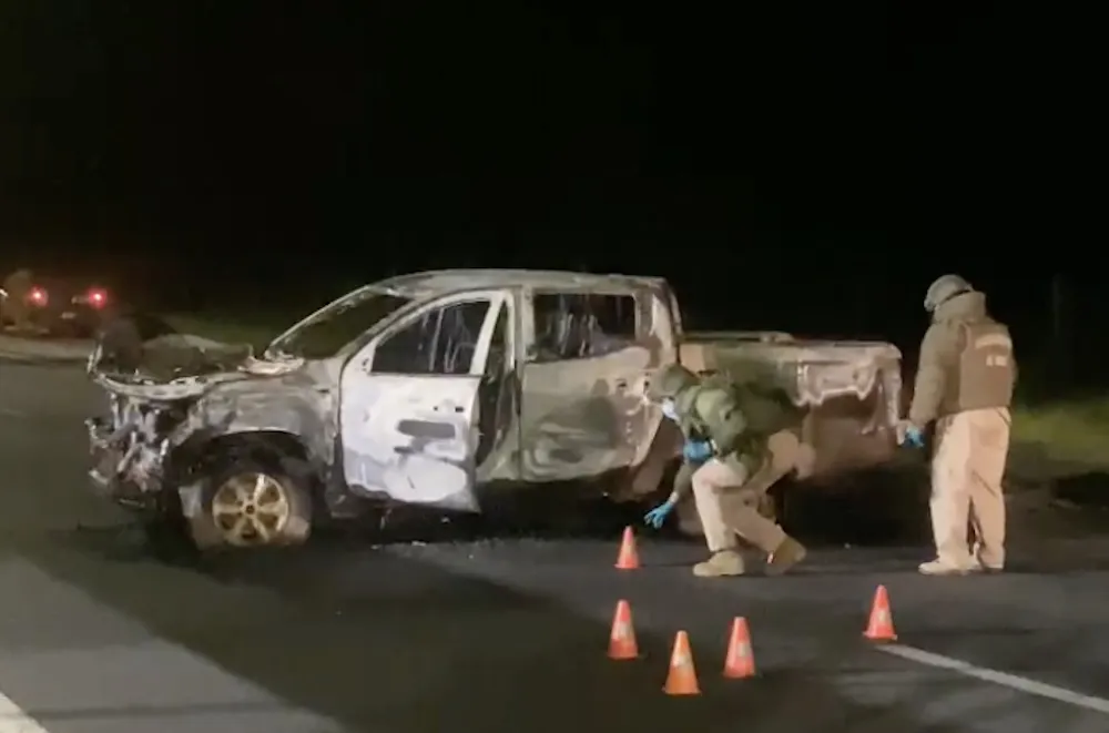 Camioneta quemada en Ercilla 12 de octubre de 2025