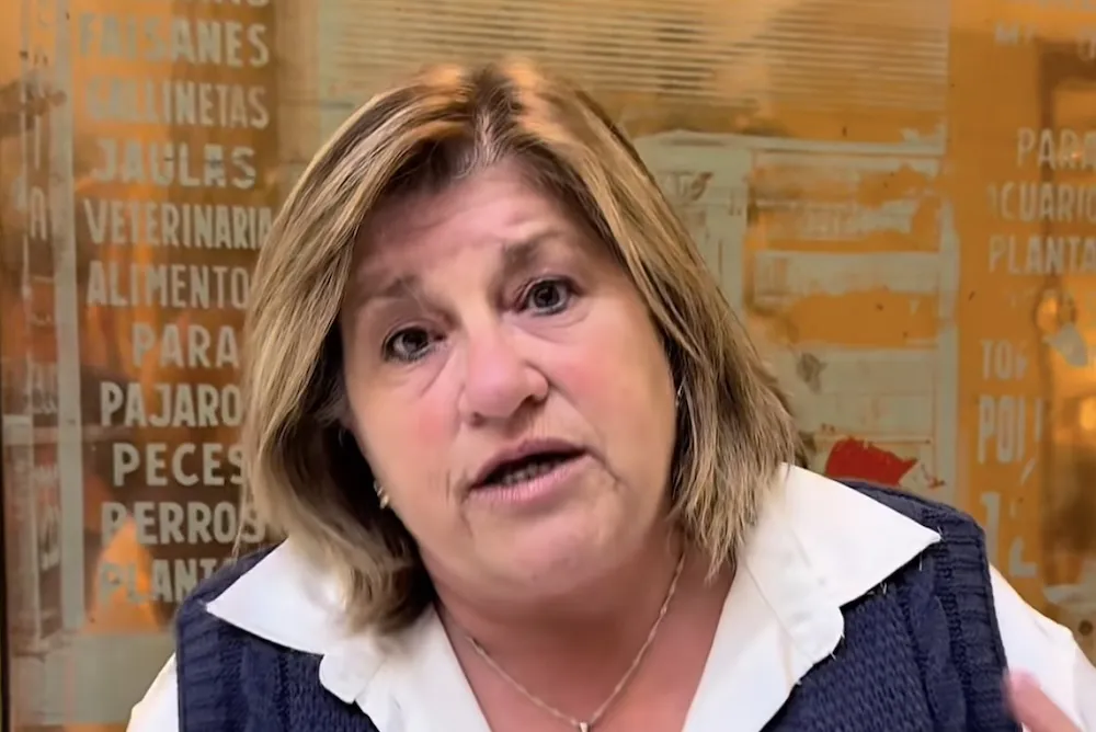 Diputada Gloria Naveillan deja plantados a agricultores