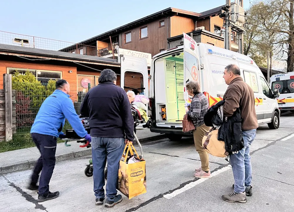 Pacientes evacuados de Pucon