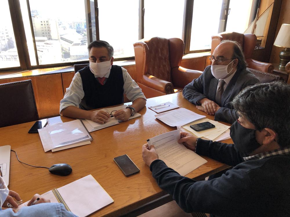 Sesión de la Comisión de Pesca del Senado