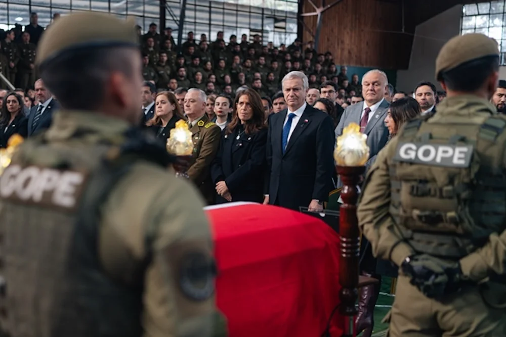 Presidente Kast y la Primera Dama Pia Adriasola asisten al responso de Marcos Cosme QEPD