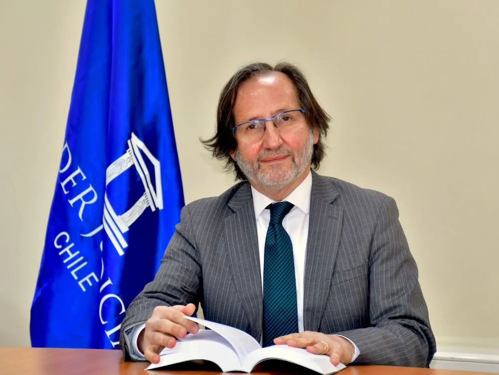 Ministro Alvaro Mesa Latorre