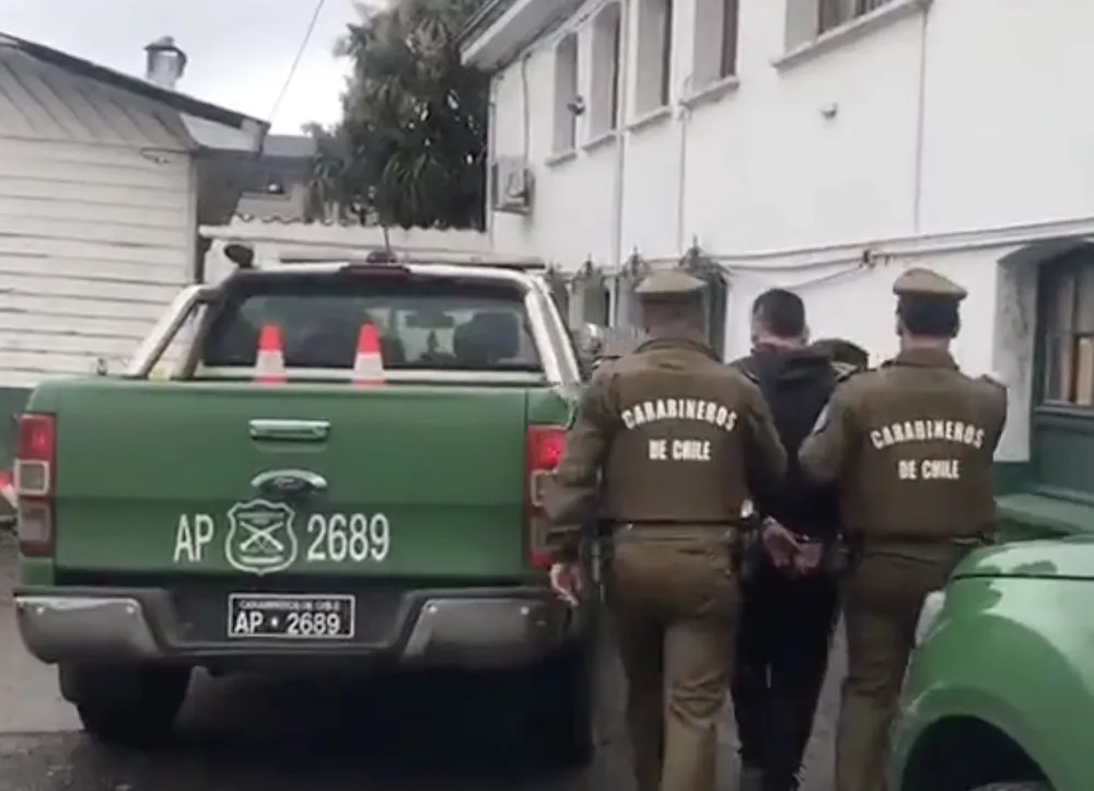 Detencion por Carabineros - fotografia de contexto