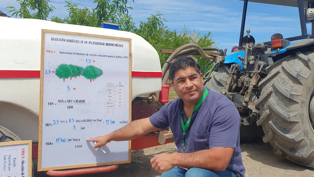 Patricio Abarca - Trabajo en pulverizacion agricola