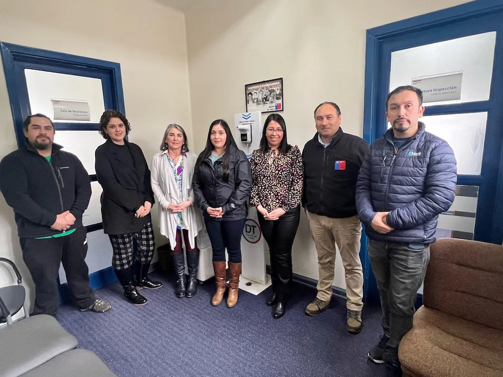 Mesa de trabajo en empresa ERCO