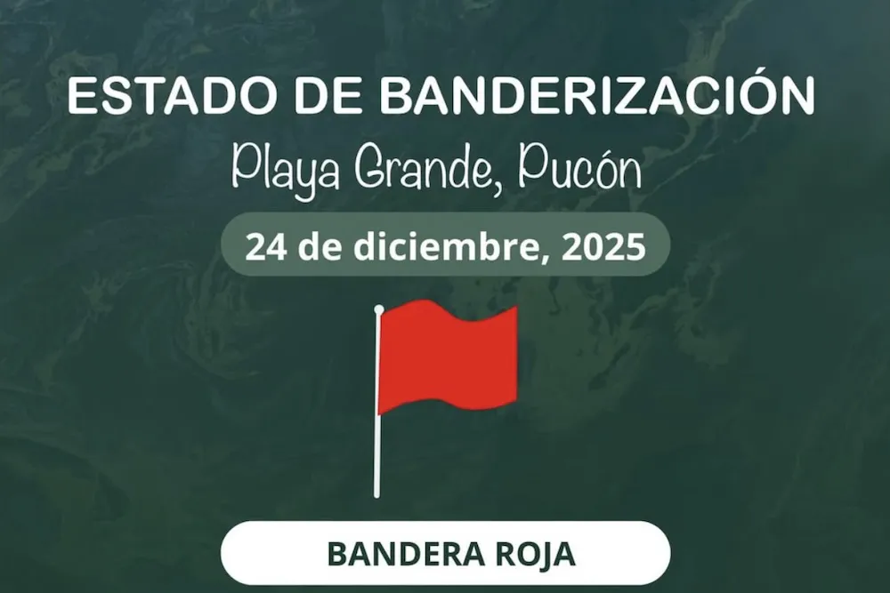 Playa Grande de Pucon con bandera roja